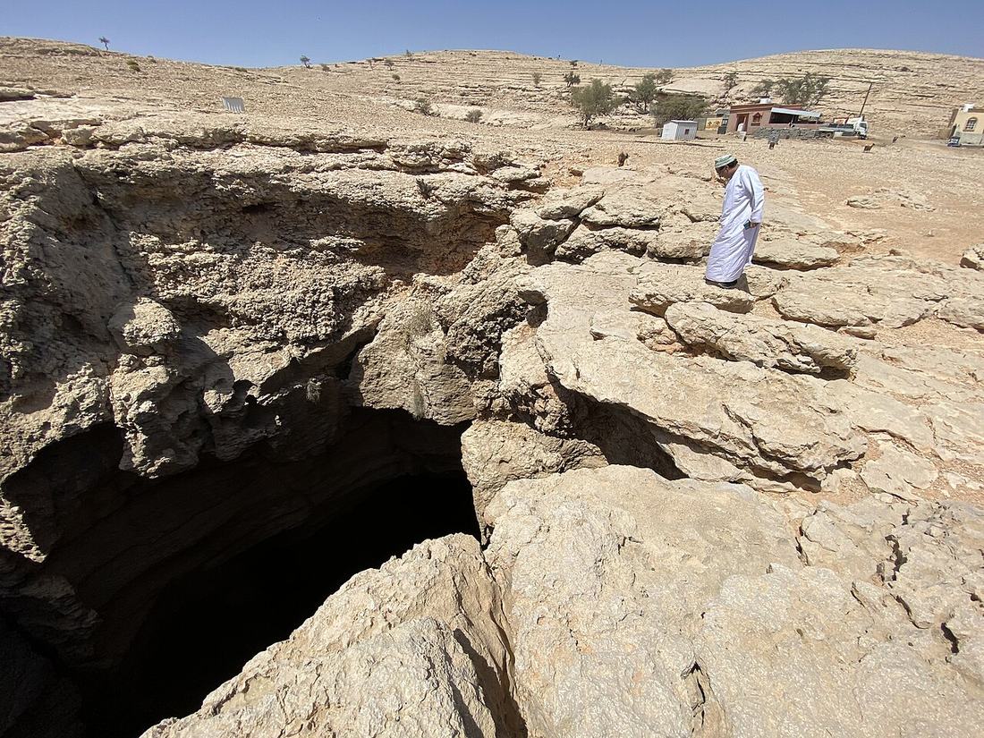 Salma Plateau, 7th Hole & Tahery Cave, Oman, coming soon in the guide