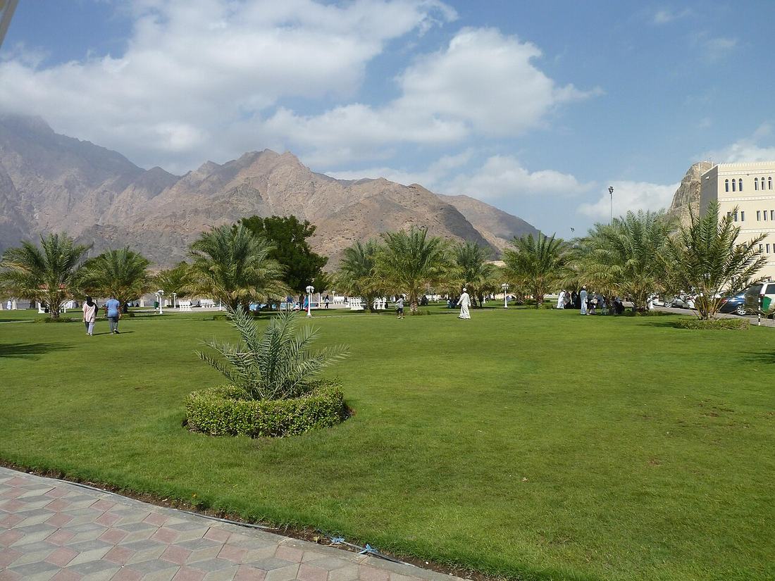 Wadi Damm, Oman, coming soon in the guide